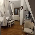 Hotel Boutique By 3*