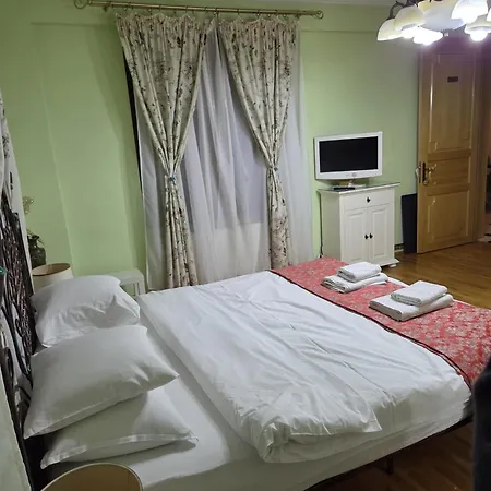 Boutique By 3* Bukarest