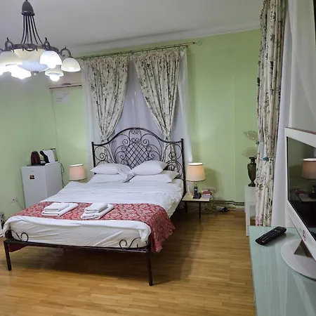 Boutique By 3* Bukarest