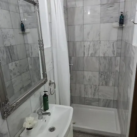 Boutique By 布加勒斯特