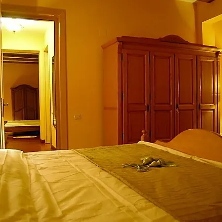 Boutique By Hotel