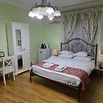 Boutique By 3*