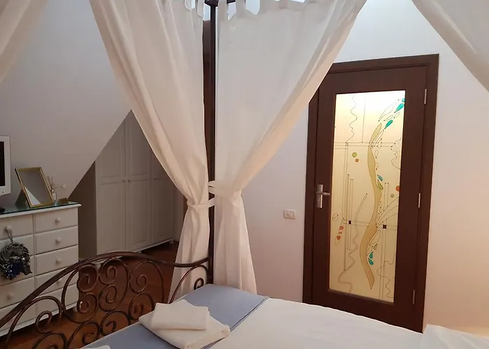 Szálloda Boutique By 3*